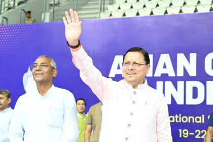 उत्तराखंड पेपर लीक विवाद से धामी सरकार घिरी