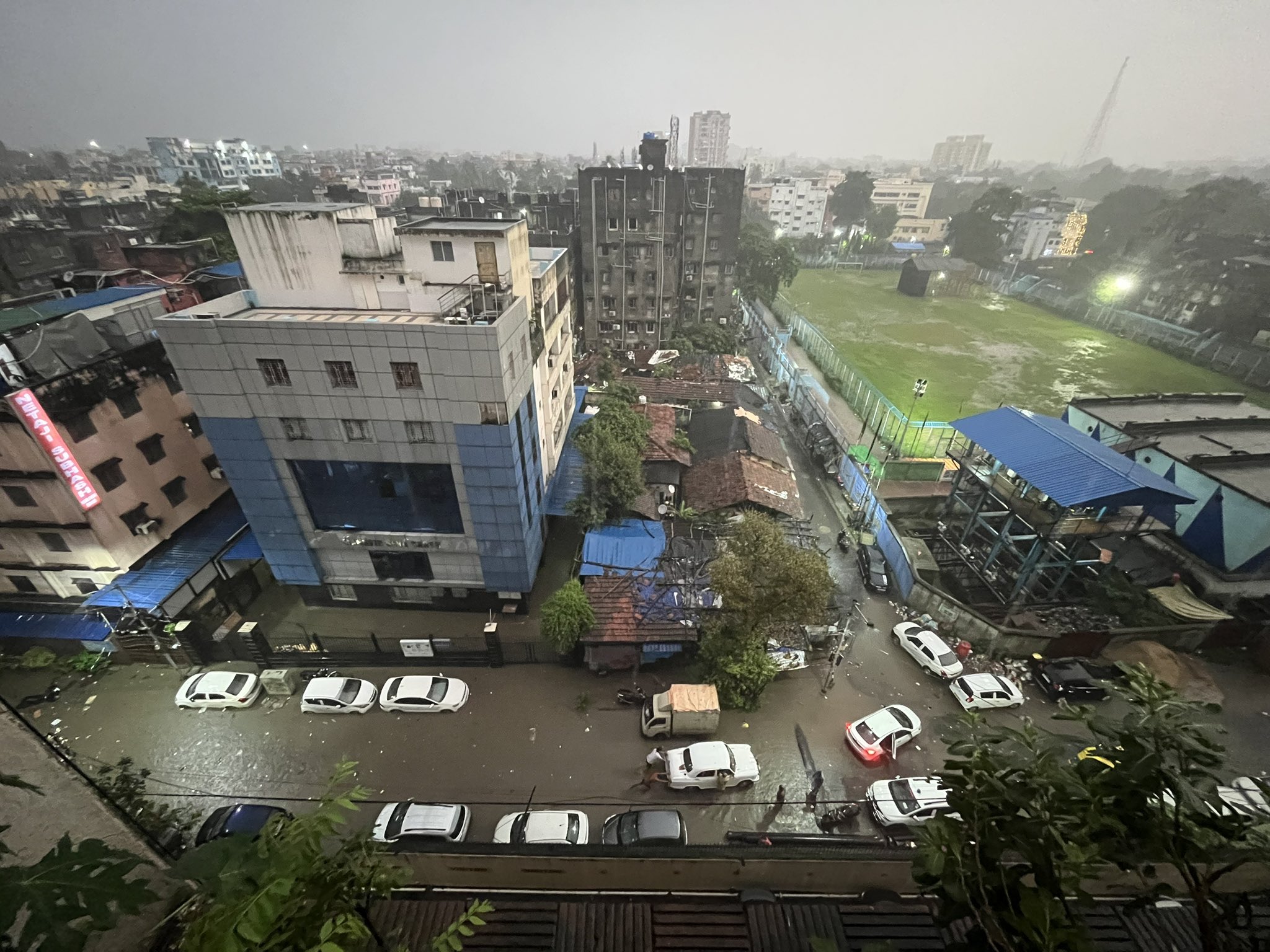 कोलकाता बारिश अलर्ट: IMD ने 26 सितंबर तक चेतावनी दी