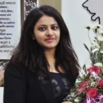 ट्रक ड्राइवर मिला पूजा खेड़कर के घर