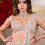 जाह्नवी कपूर ने सर्जरी पर तोड़ी चुप्पी | मां श्रीदेवी की सलाह से किया सब