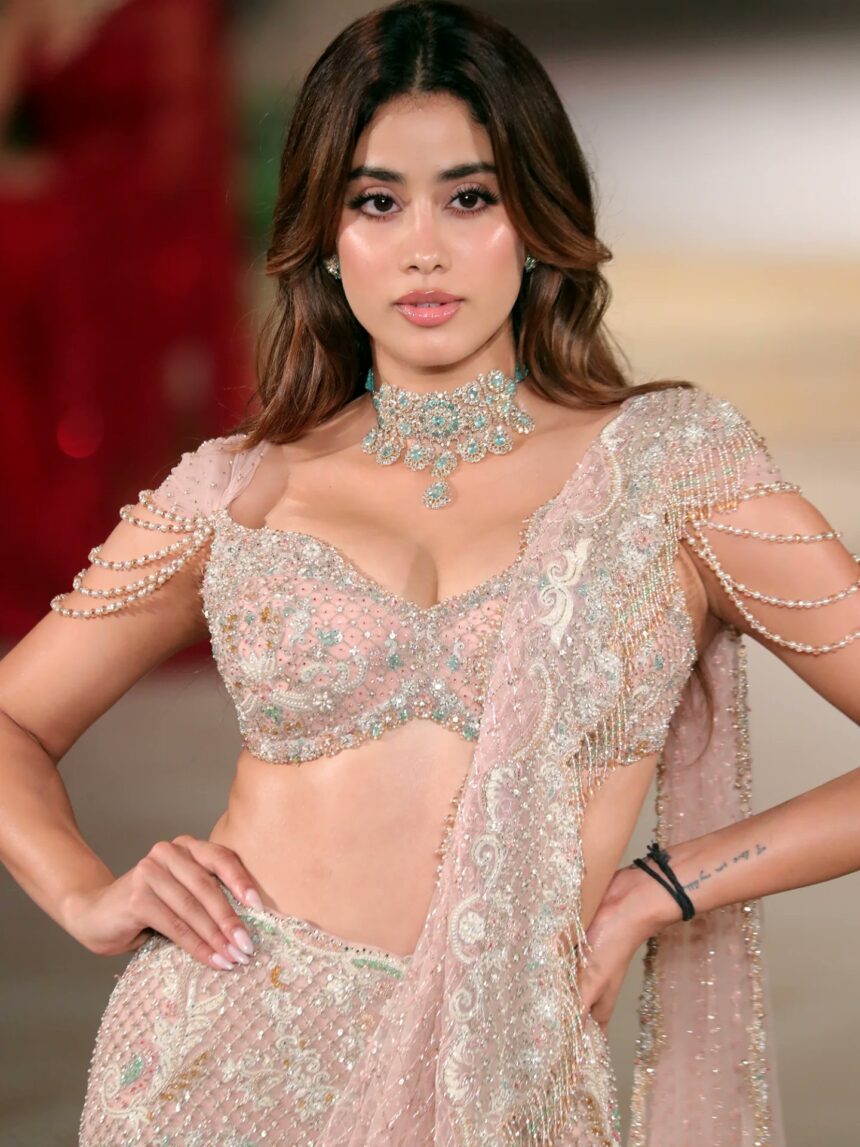 जाह्नवी कपूर ने सर्जरी पर तोड़ी चुप्पी | मां श्रीदेवी की सलाह से किया सब