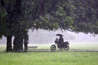 कर्नाटक में भारी बारिश का अलर्ट, बेंगलुरु हाई रिस्क पर