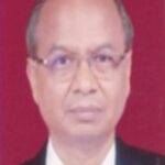 CJI गवई पर जूता फेंकने वाले वकील राकेश किशोर कौन हैं?