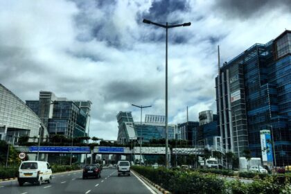 Gurgaon महंगाई: क्यों 70 LPA भी मिडिल क्लास लगे?