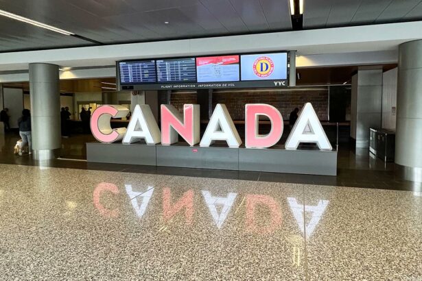 कनाडा ने 74% भारतीय वीज़ा किए रिजेक्ट