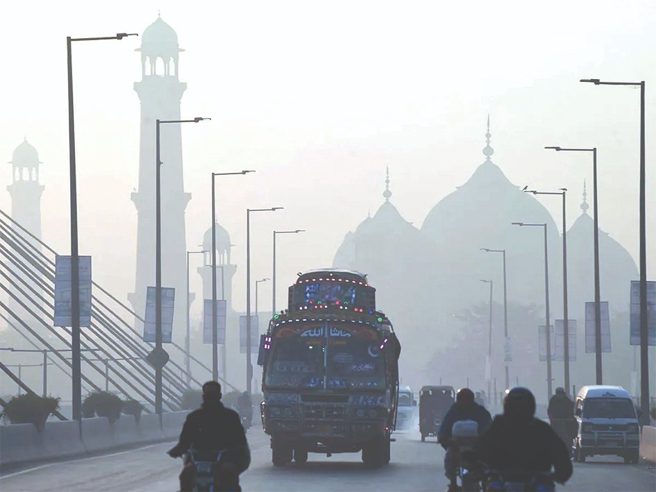 लगातार बढ़ते AQI से परेशान दिल्लीवाले