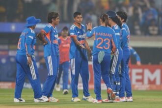 BCCI ने महिला क्रिकेटरों की मैच फीस पुरुषों के बराबर की